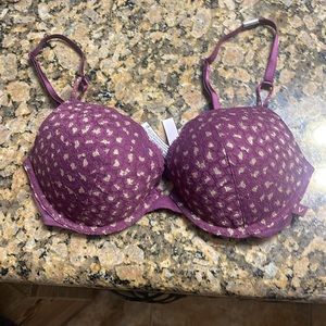 Victoria Secret Push up bra 32 D